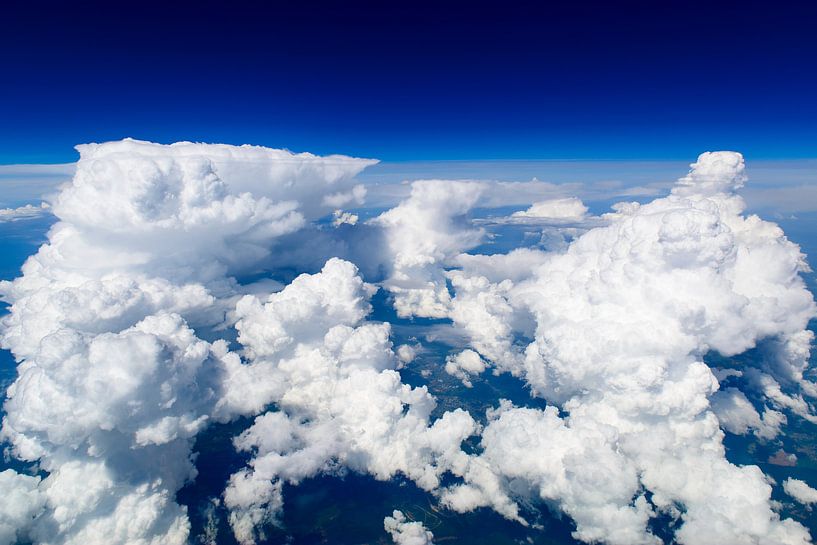 Thunderstorm atmosphere by Denis Feiner