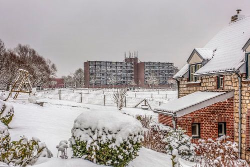 Sterflats Simpelveld in de sneeuw