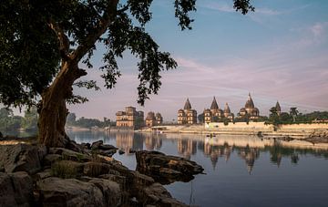 Indian palaces on a river. by Floyd Angenent