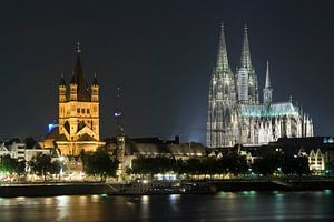 Vue nocturne de Cologne - Allemagne