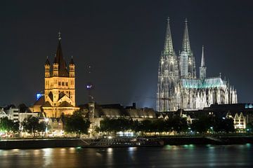 Nachtansicht von Köln - Deutschland von Jörg B. Schubert