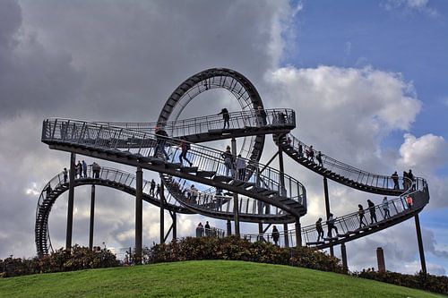 Schaduwspel op Magic Mountain