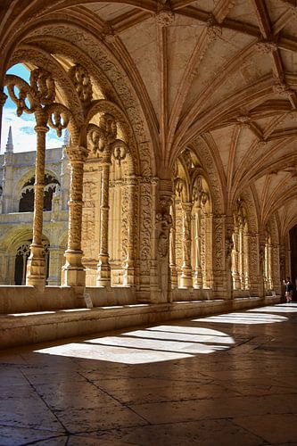 Vue à travers le Mosteiro dos Jerónimos