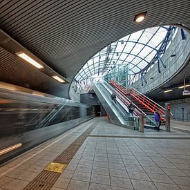 Station de métro Parkweg, Schiedam sur Tilly Meijer