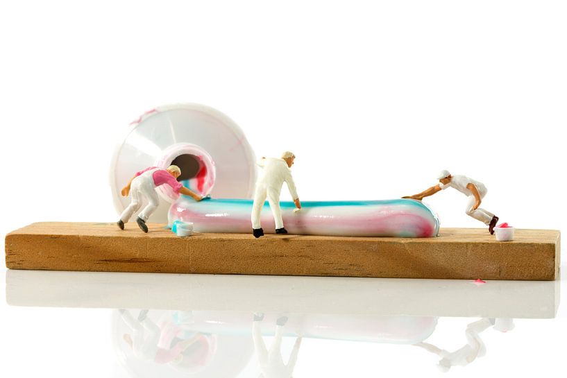 colors of toothpaste von ChrisWillemsen