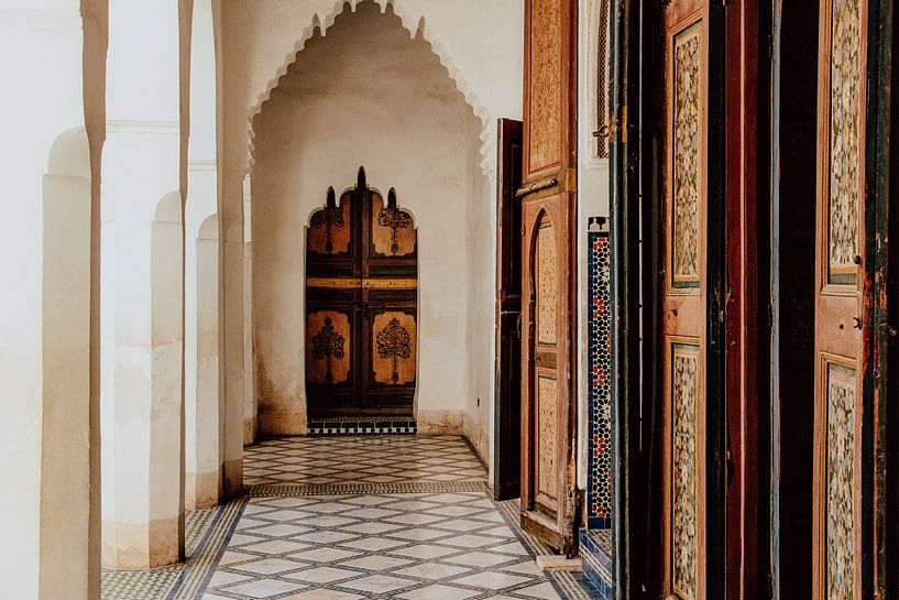 Deur in het Bahia Paleis in Marrakech | Marokko | Reisfoto van Expeditie Aardbol