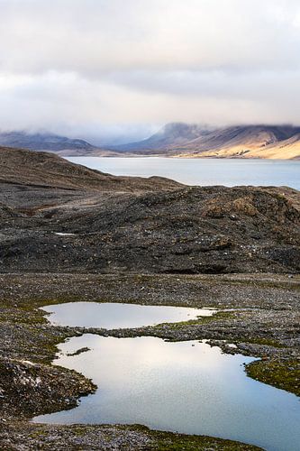 Berglandschaft um Isfjord auf Spitzbergen