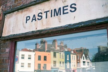 Shop window in England by Lieuwe Philipse
