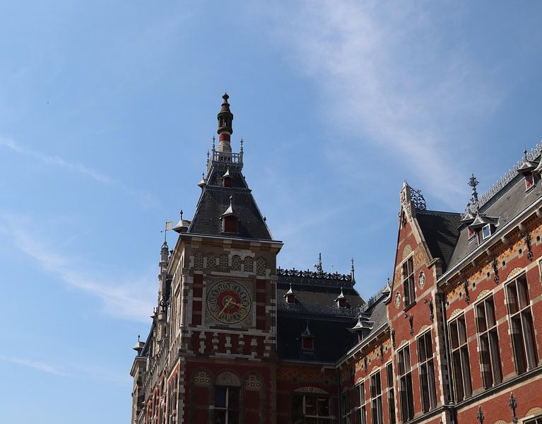 Gare centrale d'Amsterdam par Nicole Van Stokkum