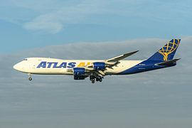 Landing Atlas Air Boeing 747-8. by Jaap van den Berg