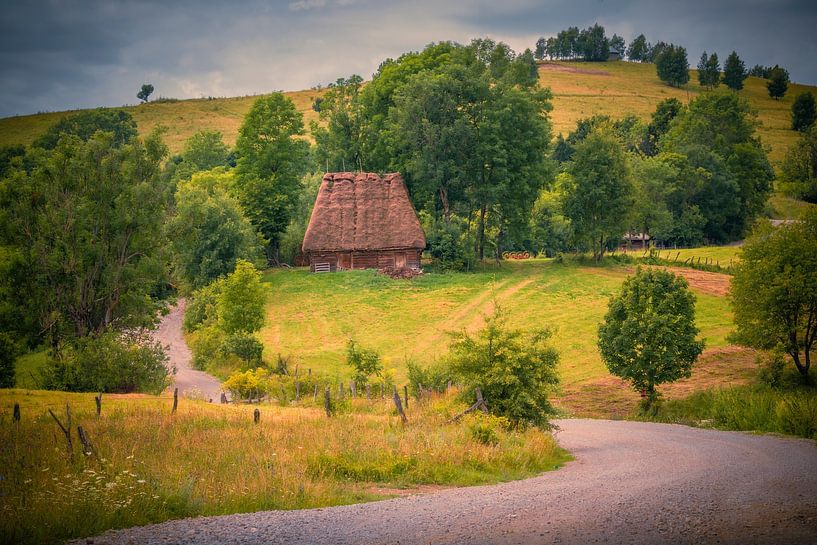 Cabane traditionnelle en Roumanie par Antwan Janssen