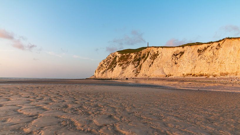 sunset at Cap Gris-Nez by Nicolette Uchtmann