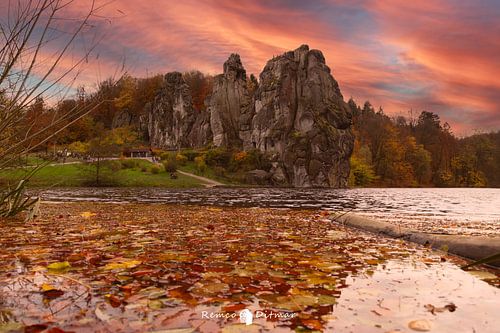 De Externsteine in de herfst