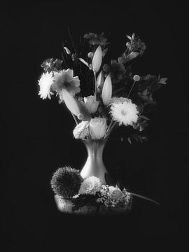 Stilleven  bloemen dromerig van WeVaFotografie