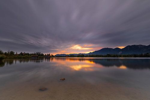 Morgenglühen am Kochelsee - Ochtendgloed aan de Kochelsee - Lueur du matin sur le Kochelsee