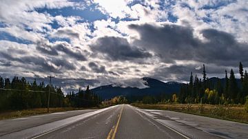 Yellowhead Highway van Timon Schneider