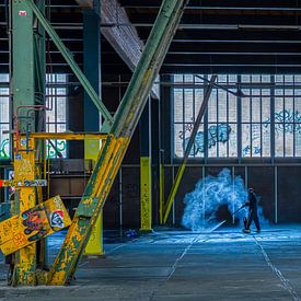 The Cleaner by R Smallenbroek