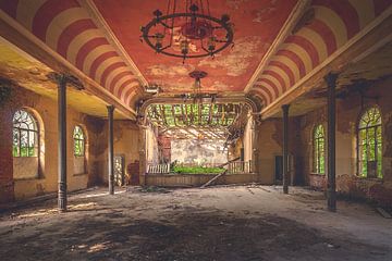 Die verlassene Tanzhalle von Frans Nijland