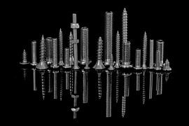 Skyline van Shanghai in zwart wit von Cees Petter