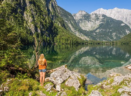 Vue sur le lac Obersee à Schönau am Königssee