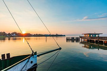 Langenargen sur le lac de Constance au lever du soleil
