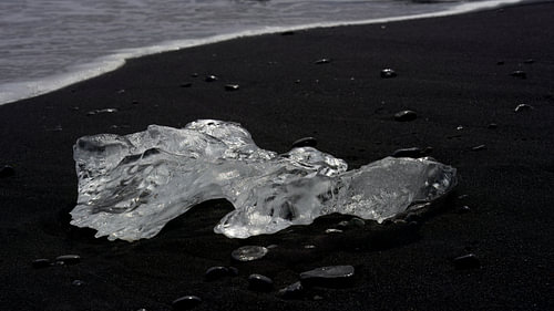 Diamond Beach - ice like crystals on black lava sand