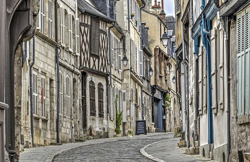 Bourges, Rue Bourbonnous von Frans Blok