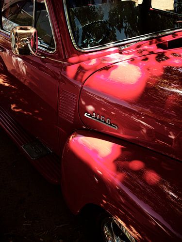 Klassieke karmozijnrode rit