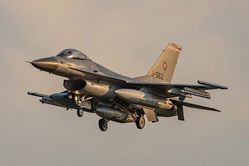 Koninklijke Luchtmacht F-16 Fighting Falcon (J-062). van Jaap van den Berg
