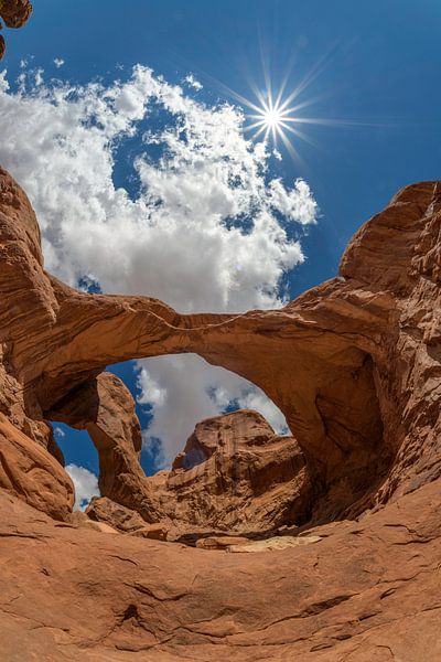 Double Arch: Twee Werelden in Perfecte Harmonie III van Gerry van Roosmalen