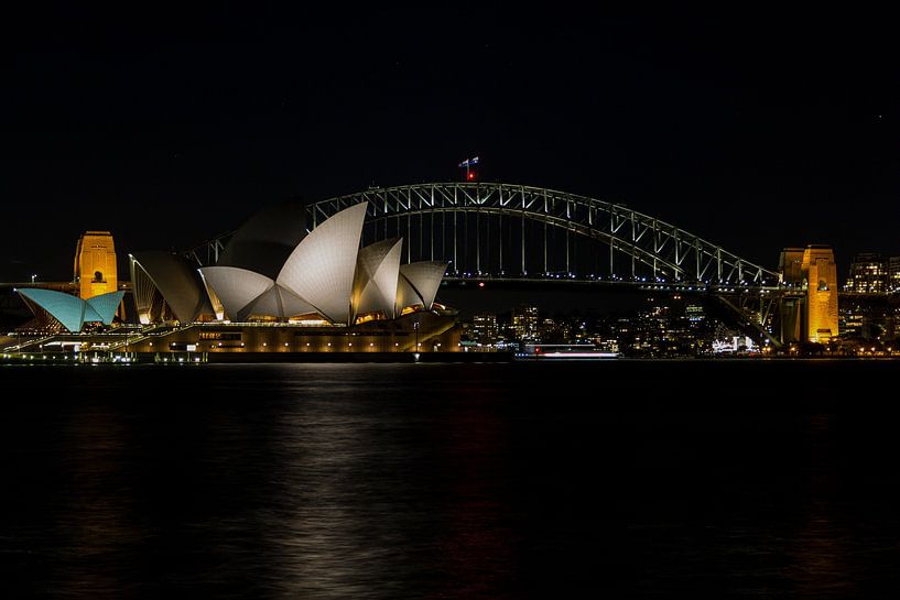 Sydney by Hello Pompoyo