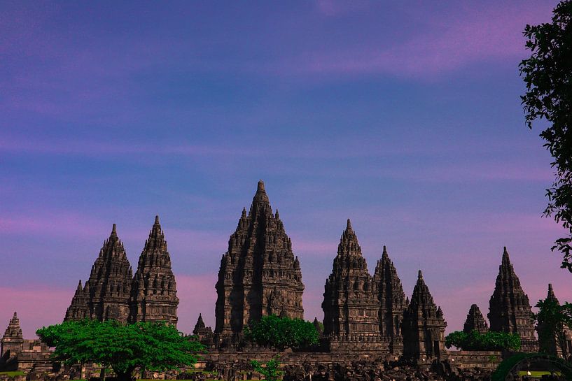 Prambanan (Indonesia) by Wesley Klijnstra
