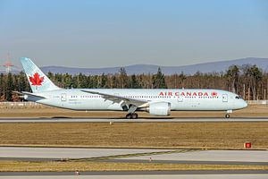 Air Canada Boeing 787-9 Dreamliner (C-FGEI).