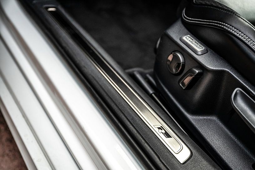 Volkswagen R-Line by Bas Fransen