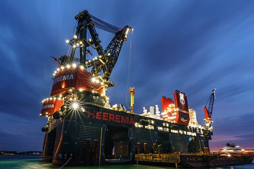 's Werelds grootste kraanschip: de Sleipnir.