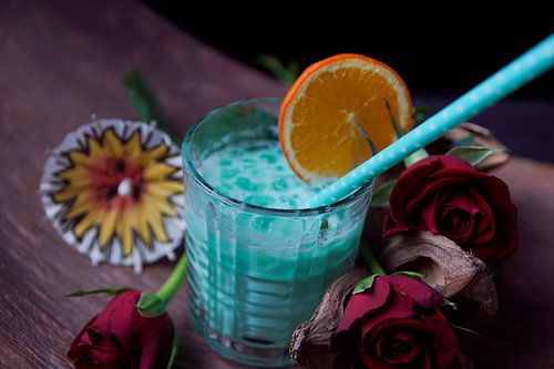 Rum ontmoet banaan Curaçao kokosnoot. Heerlijke en fruitige cocktails geserveerd in een glas