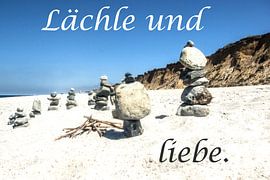Lächle und liebe. (Steinmännchen)