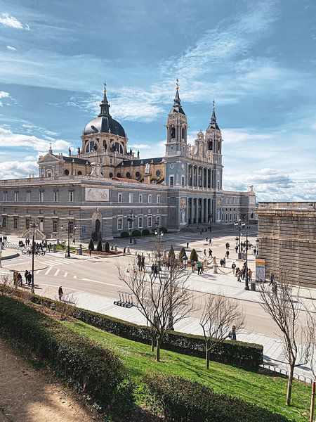Madrid by Hello Pompoyo