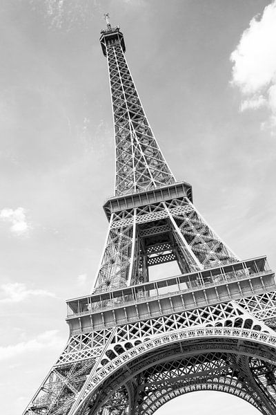 Eiffel Tower by Günter Albers