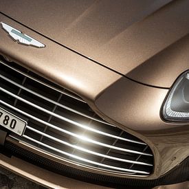 Aston Martin DB12 – Crafted Identity van Dennis Wierenga