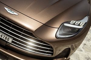 Aston Martin DB12 - Identité artisanale
