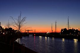 The harbor of Harderwijk with evening red