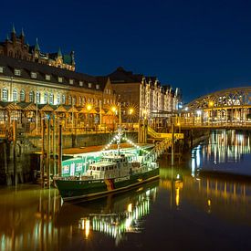 Hamburg - Zwischen Backstein und Boot von Sabine Wagner