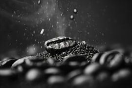 Coffee beans by Poster Art Shop