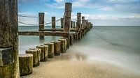 Landingsbruggen in de zee van Tobias Luxberg thumbnail