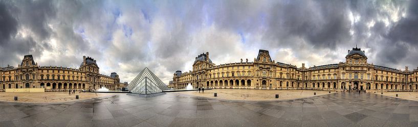 Louvre 360 panorama van Dennis van de Water
