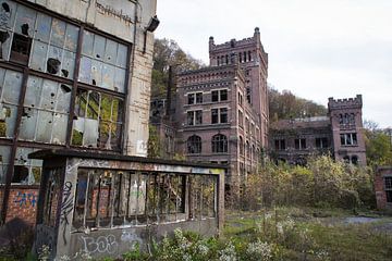 Mine de charbon déserte Hasard le bâtiment extérieur Hasard Cheratte sur Ger Beekes