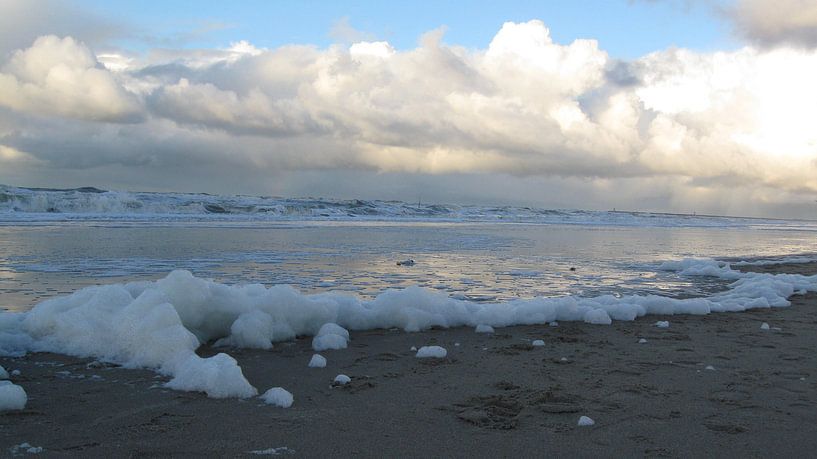 Schuimende wolken par Jon Houkes