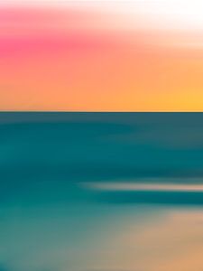 Gradient Colour Fields -  Sunset At Sea van Annelies Hoogerwerf