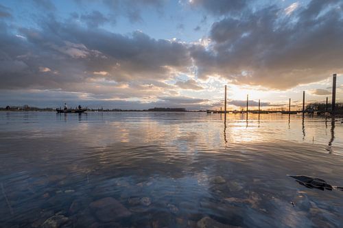 Vissersboot op meer